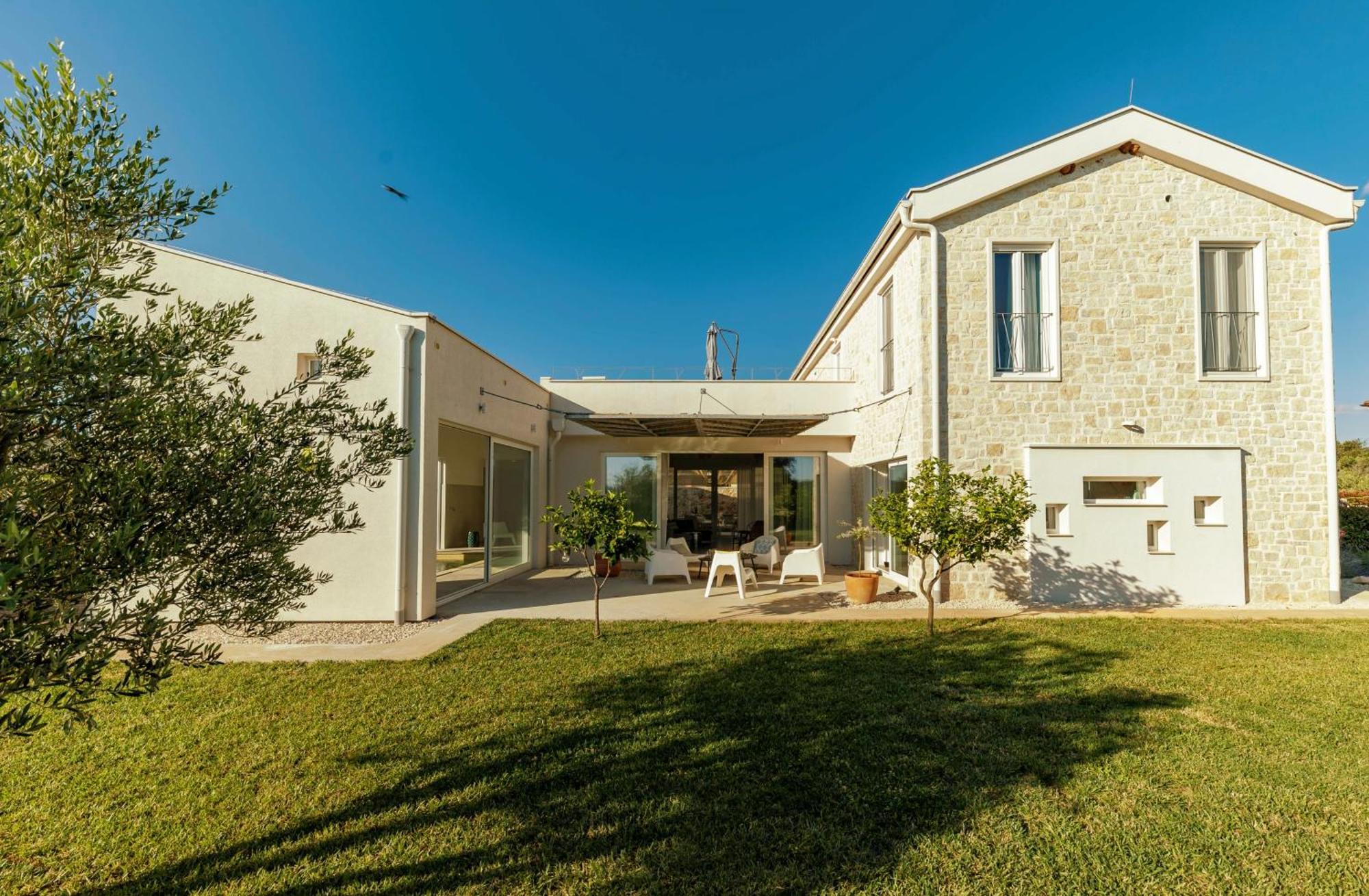 Villa Vela Muline - 8 Plus 2 Guests - Heated Pool Ugljan Exterior foto